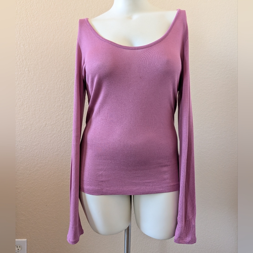 Vince Scoop Neck Long Sleeve PulloverTop Pink Size M NWOT